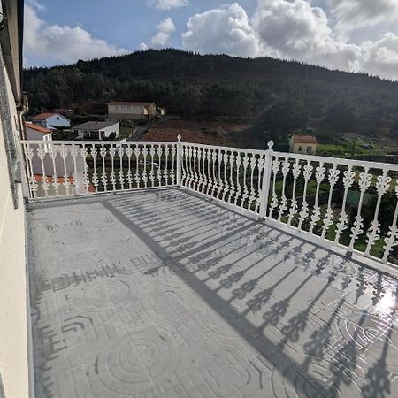 Vivienda Turistica Vacacional Maricarmen Otel Arou Dış mekan fotoğraf