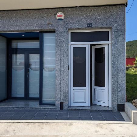 Vivienda Turistica Vacacional Maricarmen Otel Arou Dış mekan fotoğraf