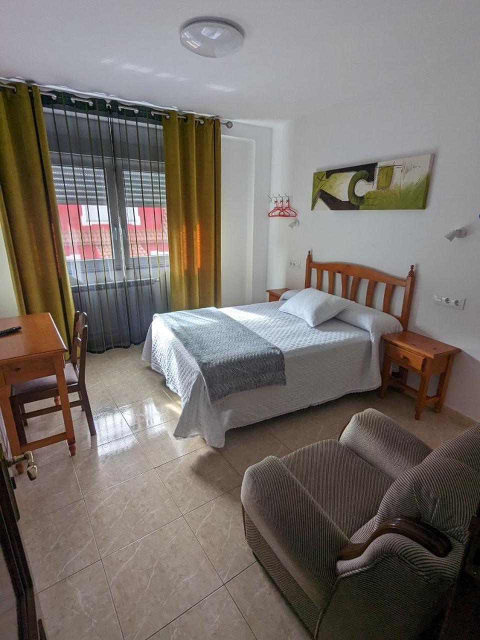 Vivienda Turistica Vacacional Maricarmen Otel Arou Dış mekan fotoğraf