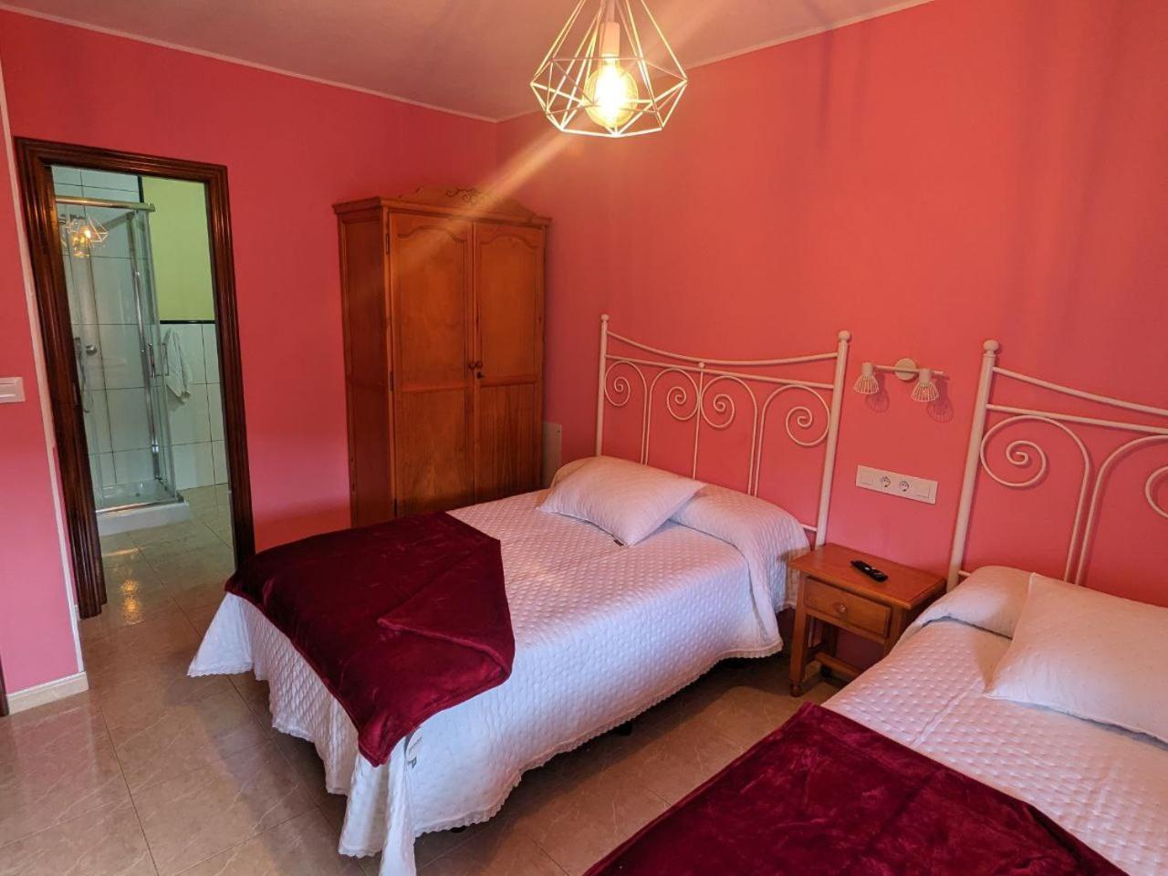 Vivienda Turistica Vacacional Maricarmen Otel Arou Dış mekan fotoğraf