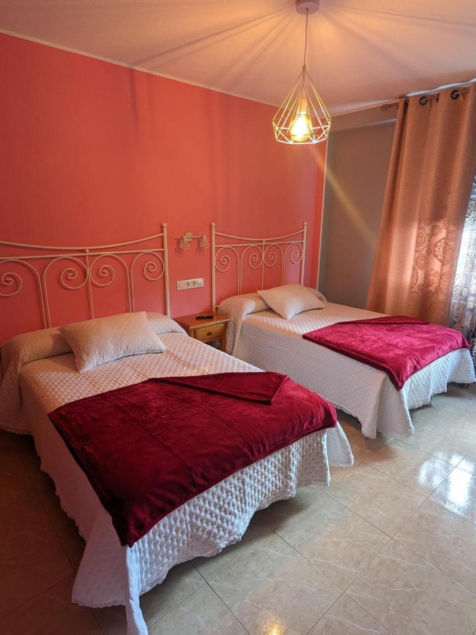 Vivienda Turistica Vacacional Maricarmen Otel Arou Dış mekan fotoğraf