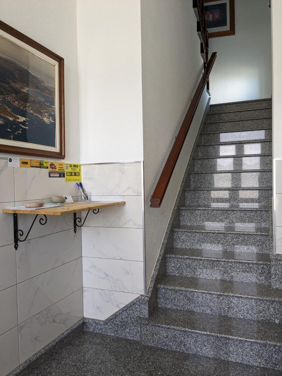 Vivienda Turistica Vacacional Maricarmen Otel Arou Dış mekan fotoğraf